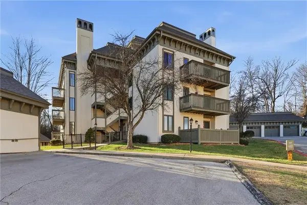 303 E Partridge Avenue #39, Independence, MO 64055