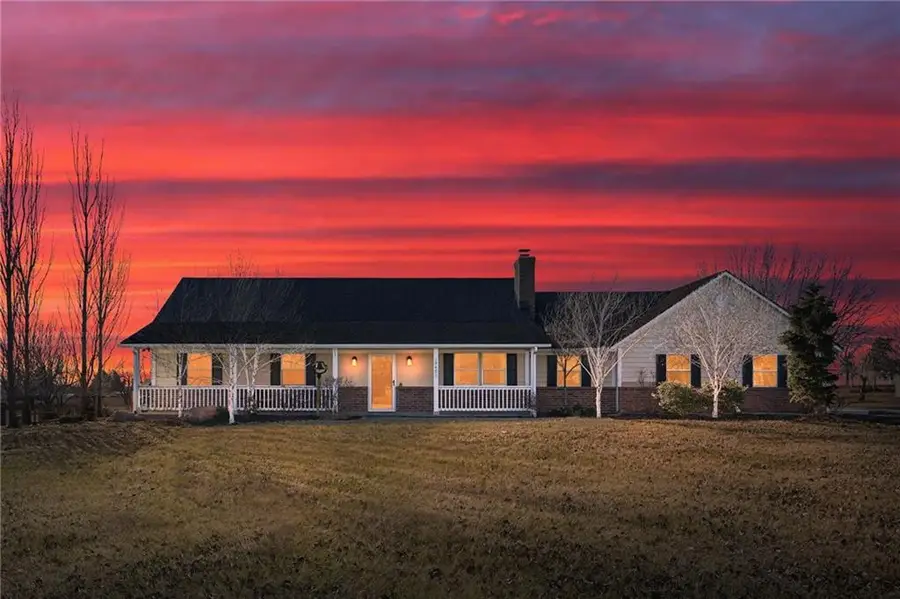 19401 E 217th Street, Harrisonville, MO 64701 - Image #2