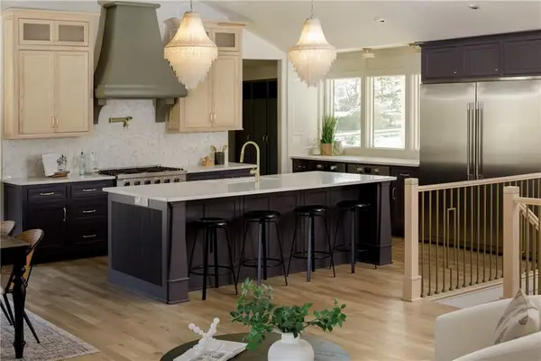 7416 Juniper Drive, Prairie Village, KS 66208