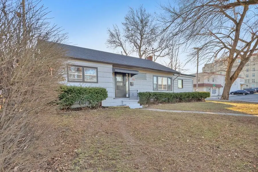 1103 N 24th Street, Saint Joseph, MO 64506 - Image #2