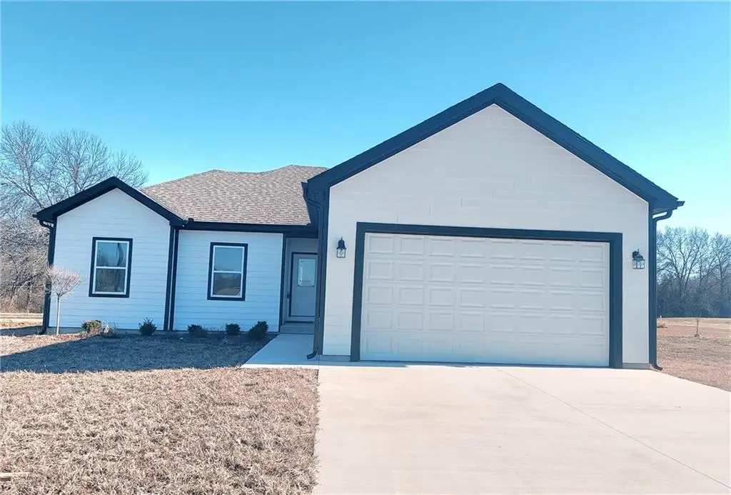 1607 Al Ortolani Way, Pittsburg, KS 66762 - Image #1