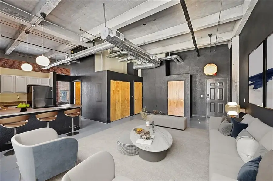 2029 Wyandotte Street #410, Kansas City, MO 64108 - Image #2