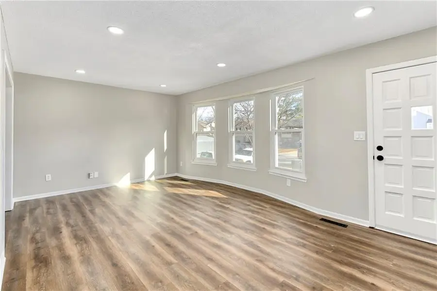 6506 N Delta Avenue, Kansas City, MO 64151 - Image #3