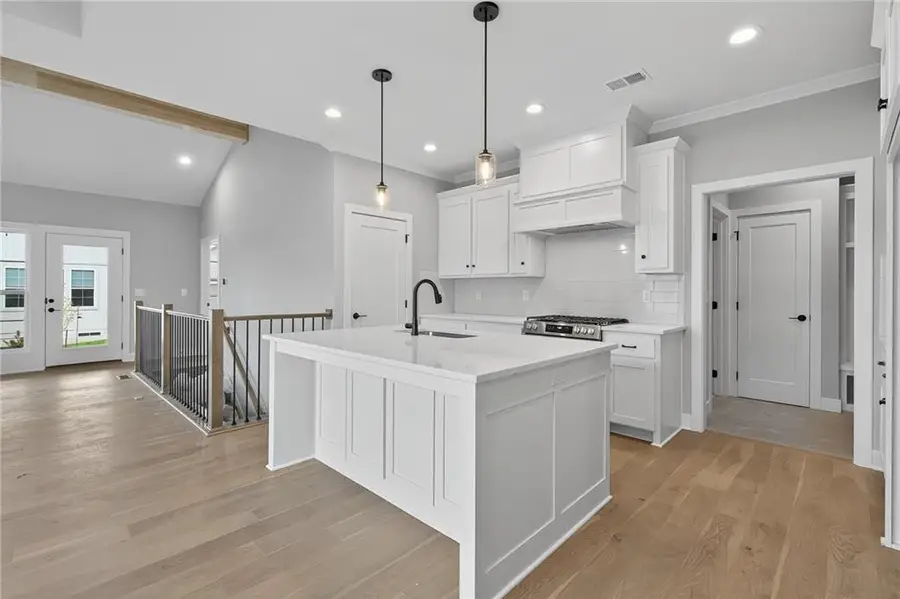 8218 Aurora Street, Lenexa, KS 66220 - Image #2