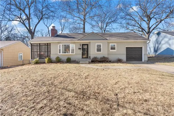 5526 Linden Street, Roeland Park, KS 66205