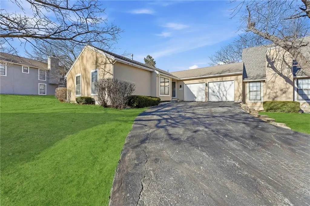 12316 W 107th Terrace, Overland Park, KS 66210 - Image #1