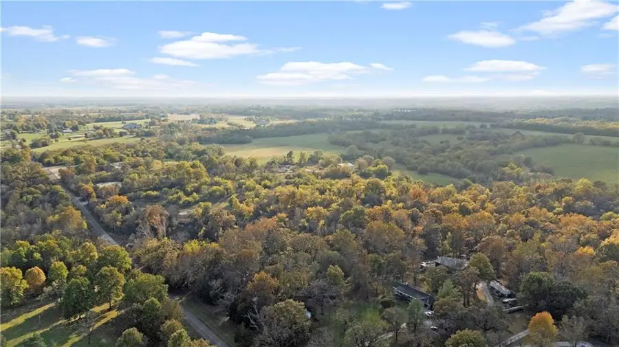 14908 S Miller Road, Lone Jack, MO 64070 - Image #3