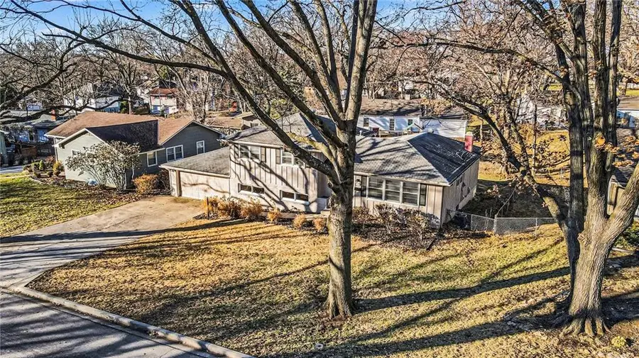 7622 Pawnee Street, Prairie Village, KS 66208 - Image #3
