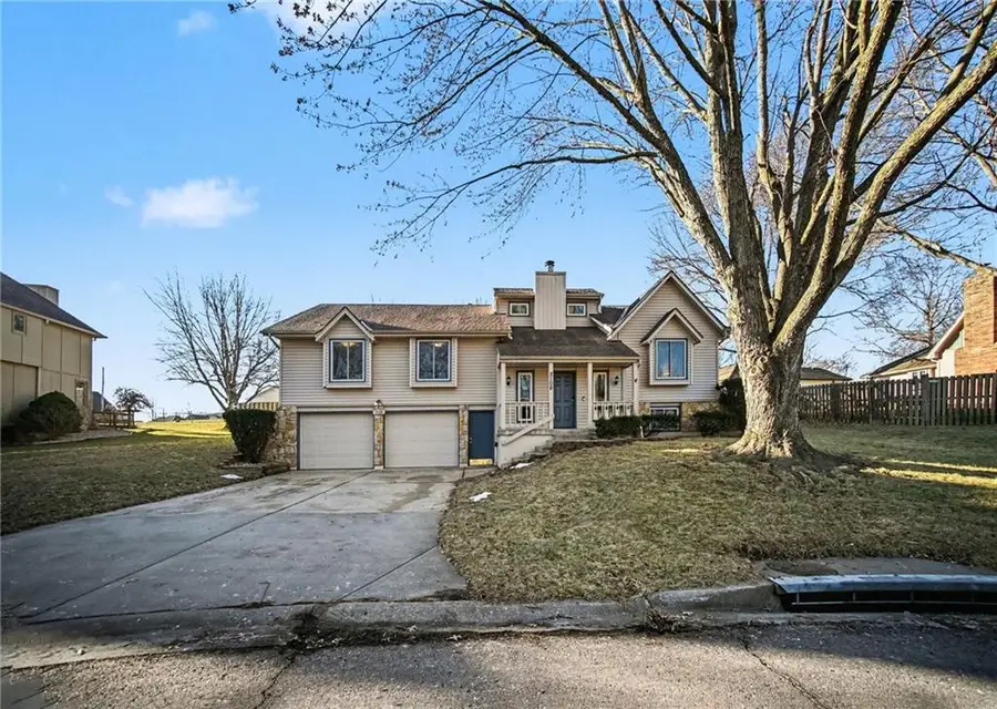 2108 SW Park Drive, Blue Springs, MO 64015 - #2