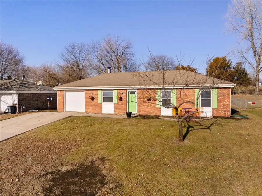 816 NE Pollard Street, Lees Summit, MO 64086 - Image #3