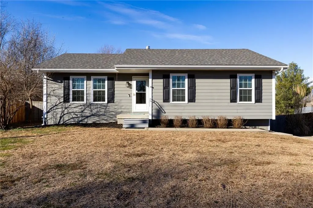 702 N Grove Street, Kearney, MO 64060 - Image #1