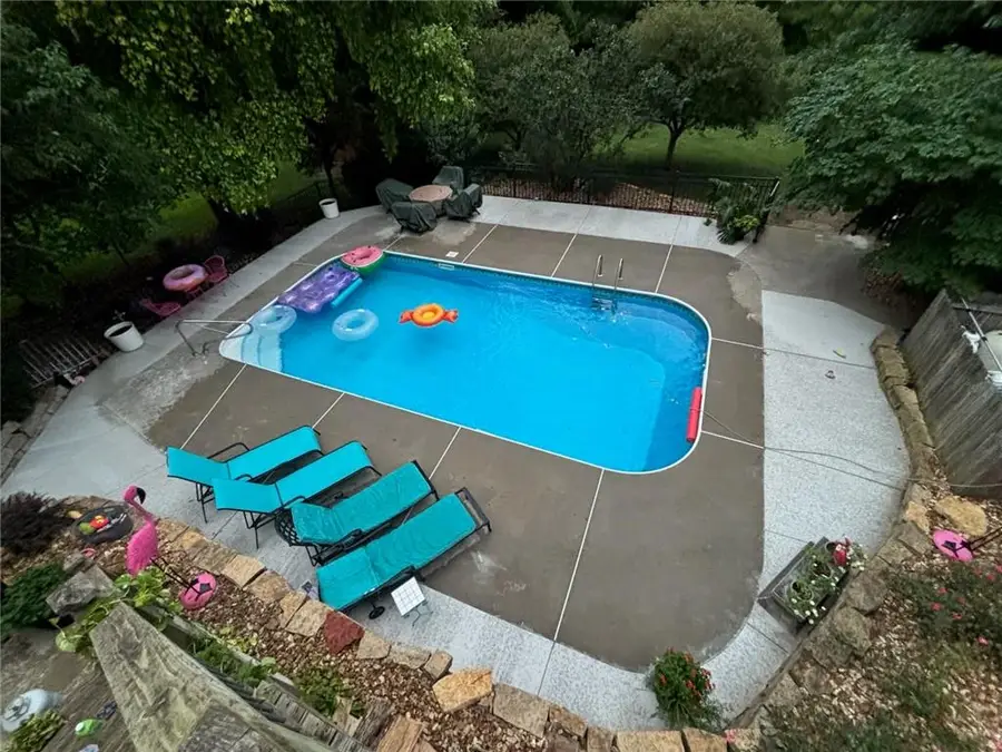 18392 154th Terrace, Basehor, KS 66007 - #2