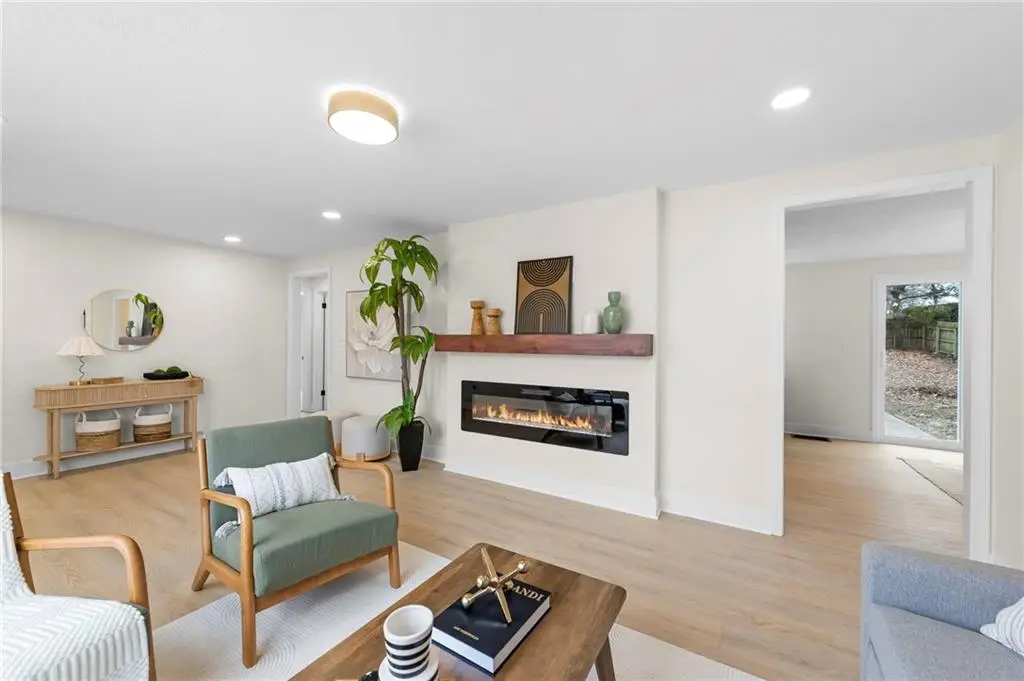 5435 Flint Street, Shawnee, KS 66203 - Image #1