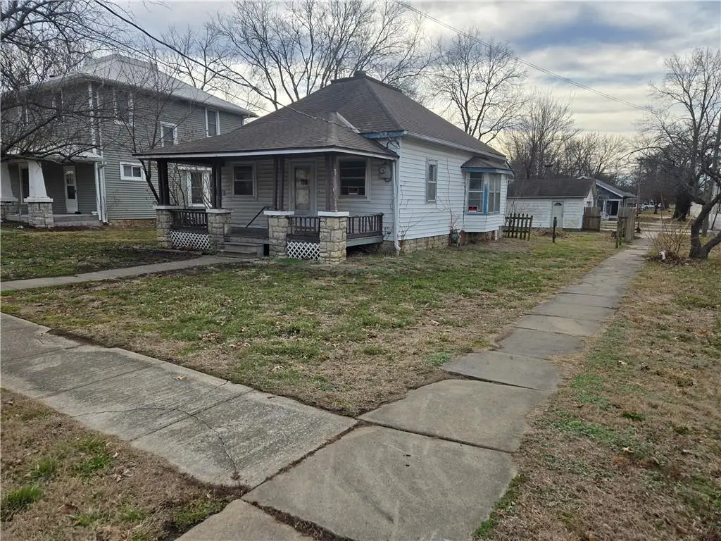 339 Pacific Avenue, Osawatomie, KS 66064 - Image #1