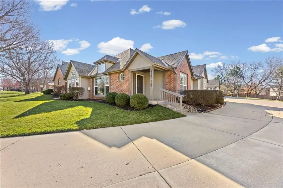 15282 S Greenwood, #2500 Street, Olathe, KS 66062 - #2