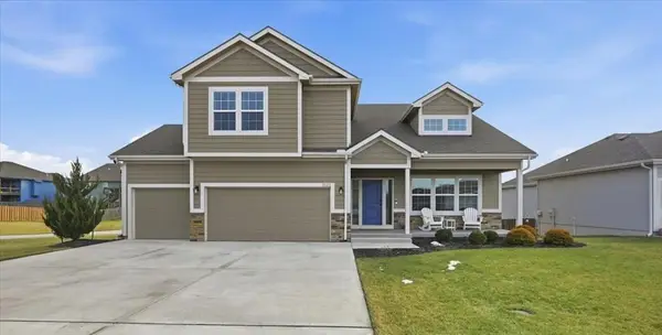 2121 Sycamore Street, Leavenworth, KS 66048