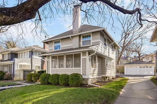 6227 Valley Road, Kansas City, MO 64113