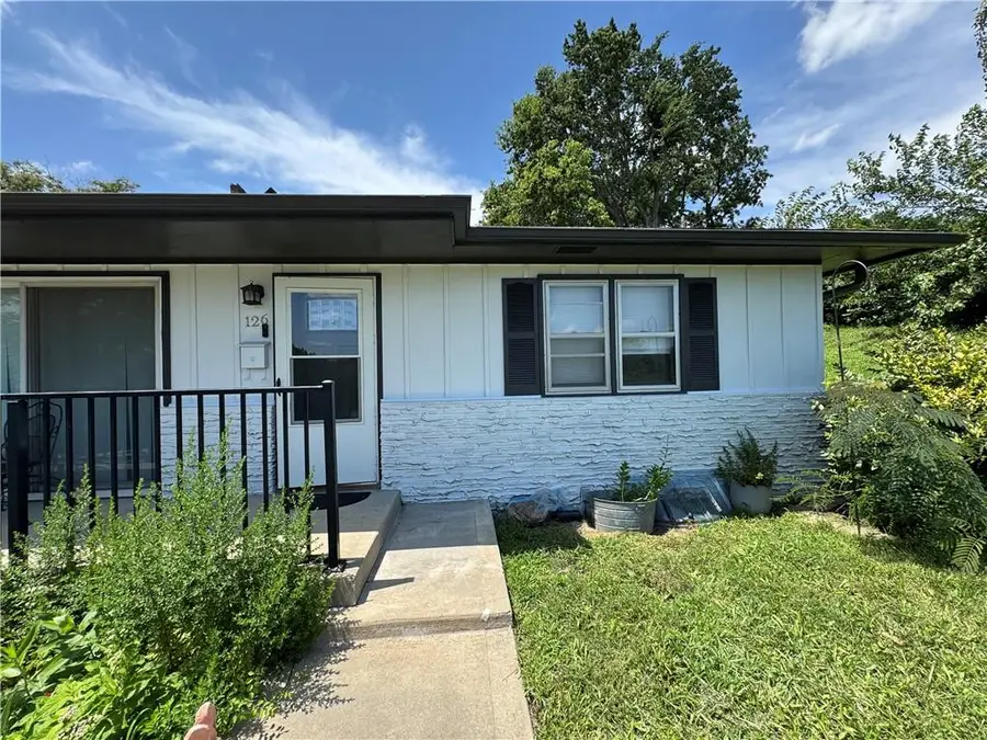 126 Wabash Avenue, Kansas City, MO 64124 - Image #2