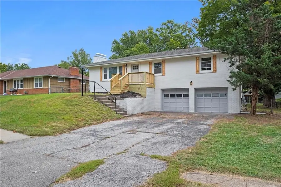 2217 N 83rd Street, Kansas City, KS 66109 - Image #2