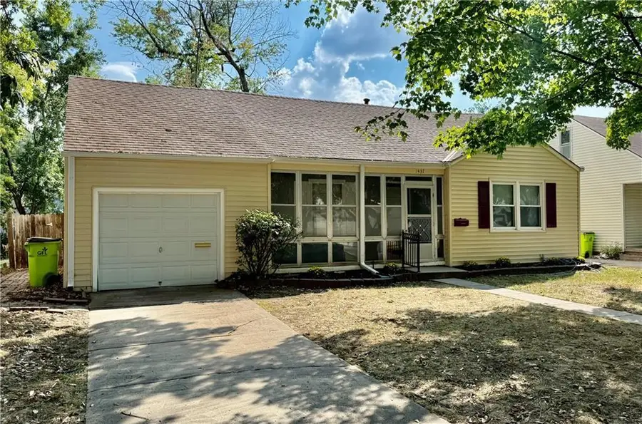 1437 E 25th Avenue, Kansas City, MO 64116 - Image #2