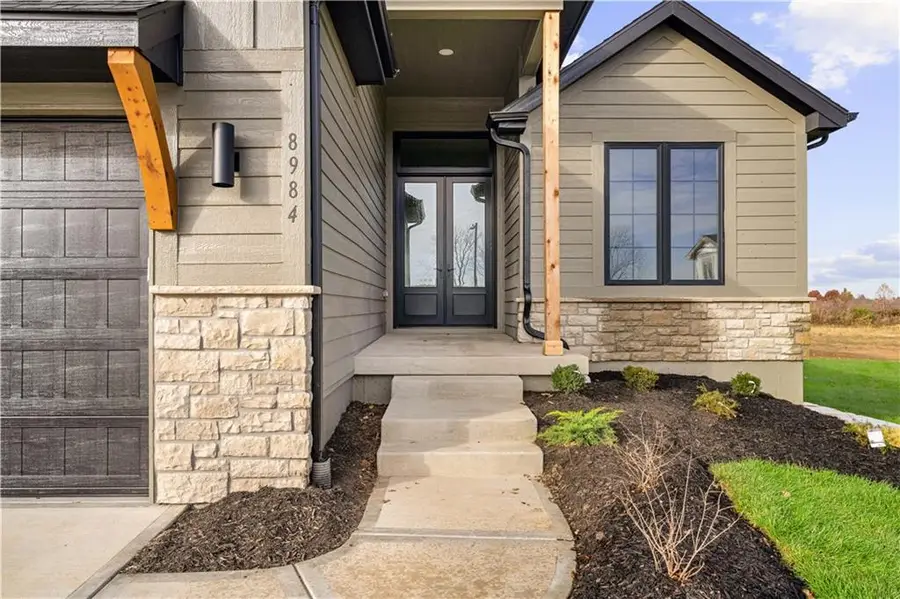 24915 W 112th Street, Olathe, KS 66061 - Image #2