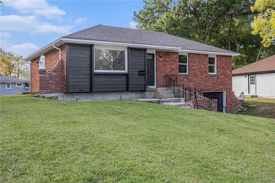 716 N 61st Terrace, Kansas City, KS 66102 - Image #2
