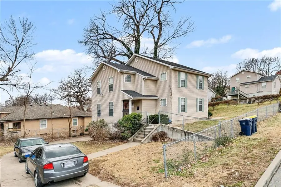 4200 Flora Avenue, Kansas City, MO 64110 - Image #3