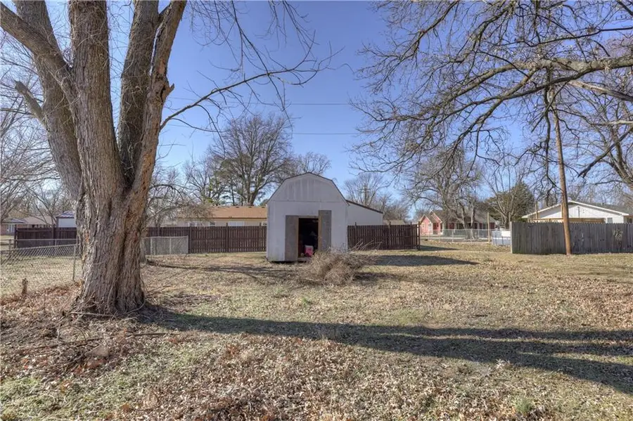 425 N Idaho Avenue, Columbus, KS 66725 - Image #3