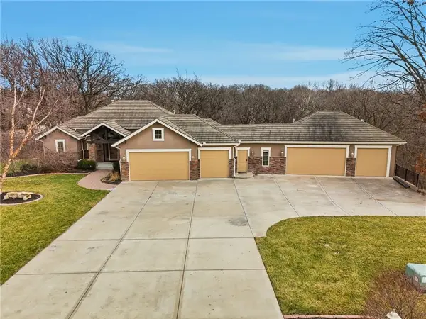 6205 NW Saddle Club Court, Kansas City, MO 64152