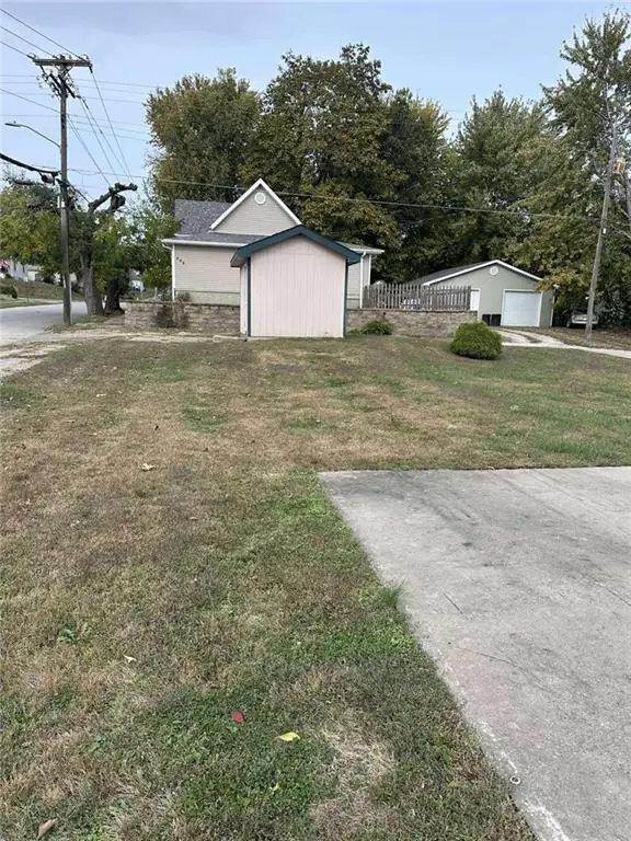 2421 Messanie Street, St Joseph, MO 64501