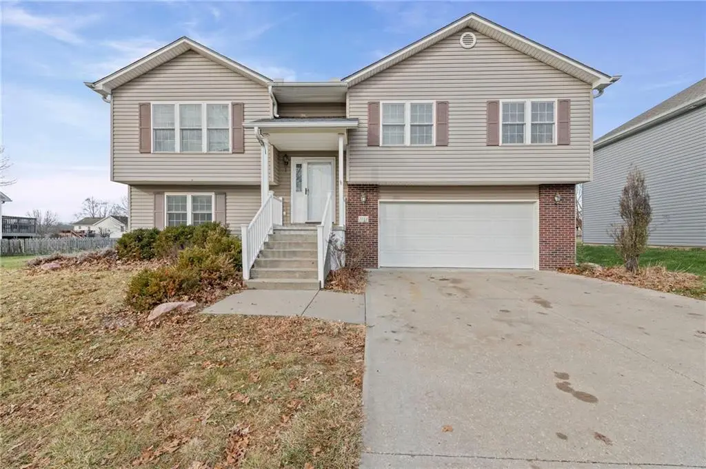 3212 Morton Lane, Saint Joseph, MO 64506 - Image #1