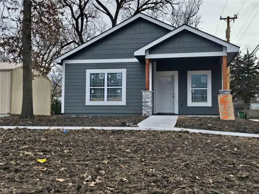 612 E 6th Street, Ottawa, KS 66067 - Image #3