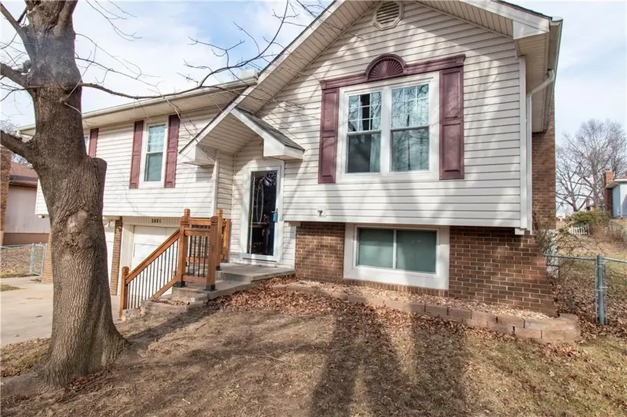 3001 Dover Street, Saint Joseph, MO 64506 - Image #2