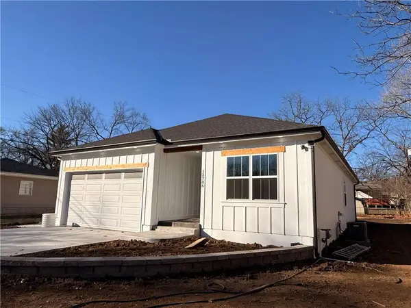 12706 10th Street, Grandview, MO 64030