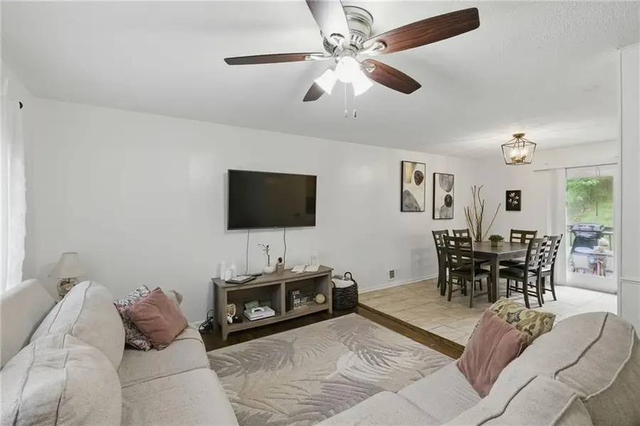 314 N Forest Avenue, Sugar Creek, MO 64054 - Image #3