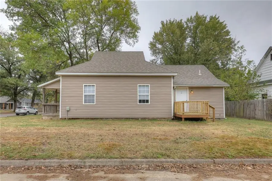 1302 N Grand Street, Pittsburg, KS 66762 - Image #3