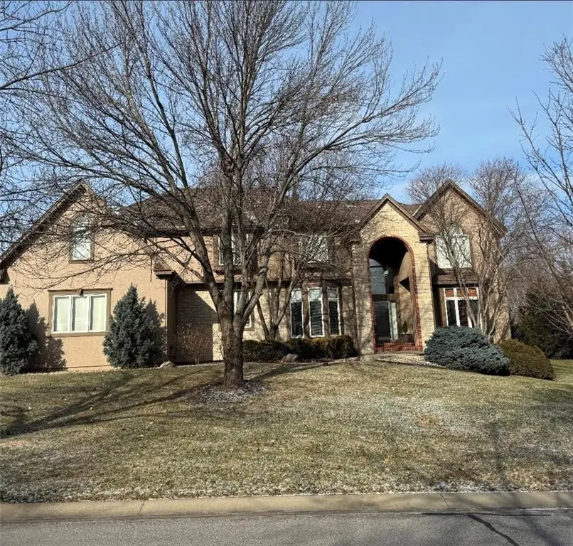 15046 Oxford Street, Leawood, KS 66224 - Image #1
