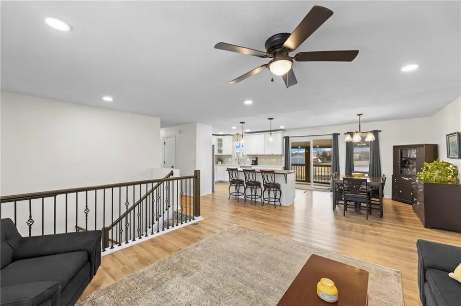 19723 Tonganoxie Drive, Tonganoxie, KS 66086 - #3