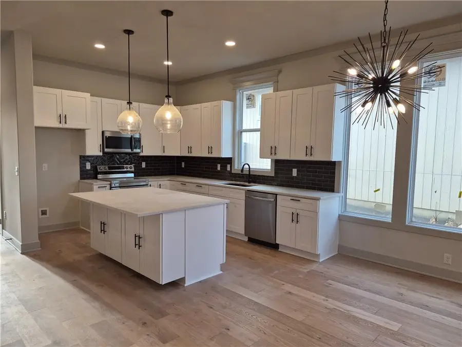 4915 146th Street, Basehor, KS 66007 - Image #3