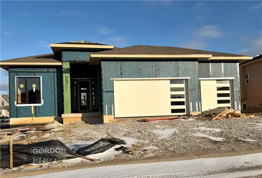 17401 Parkhill Street, Overland Park, KS 66221 - Image #2