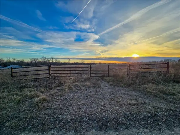 13013 Bradford Road, Harveyville, KS 66431