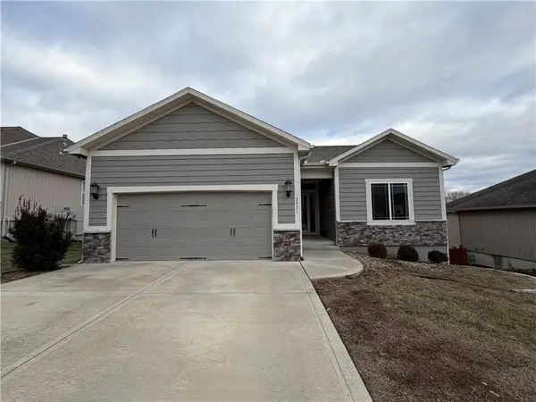 2321 S Heartland Court, Independence, MO 64057