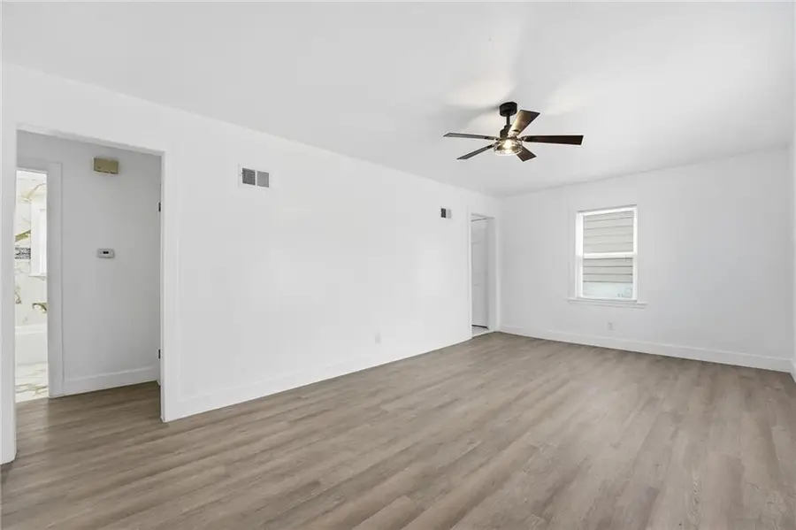 4043 Monroe Avenue, Kansas City, MO 64130 - Image #3