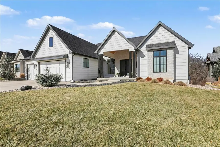 7736 N Donnelly Avenue, Kansas City, MO 64158 - Image #2