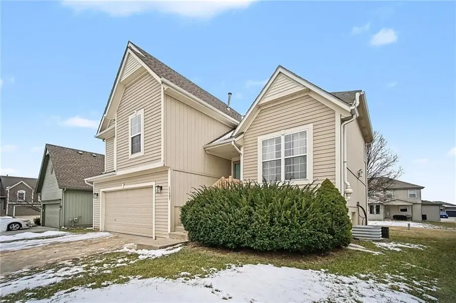 17897 W 163rd Terrace, Olathe, KS 66062 - #2