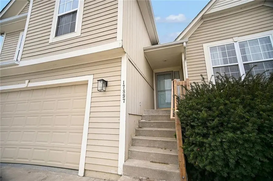 17897 W 163rd Terrace, Olathe, KS 66062 - #3