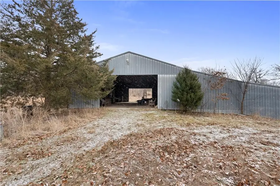 2031 NW 601 Road, Appleton City, MO 64724 - Image #2