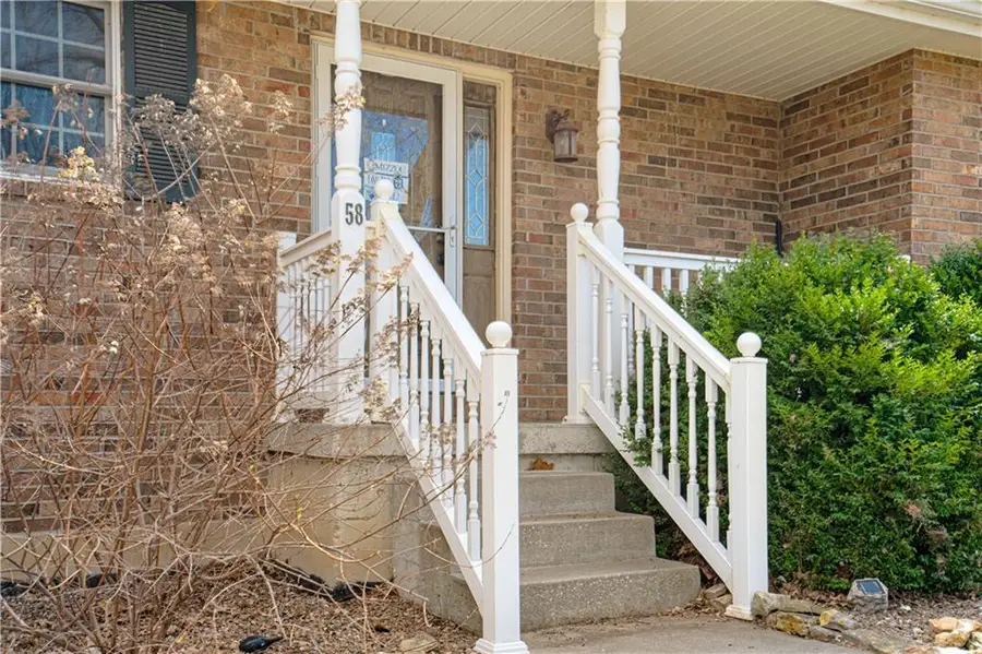 58 Lakeview Drive, Lexington, MO 64067 - #2