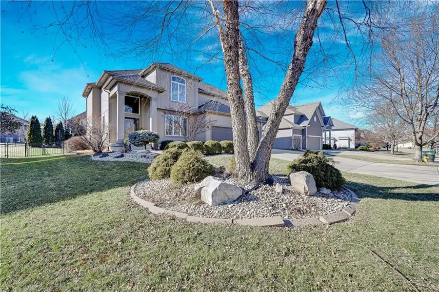 10911 W 163rd Terrace, Overland Park, KS 66221 - Image #2