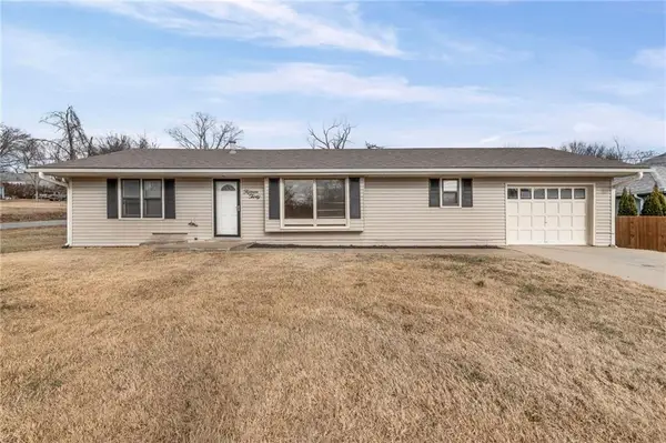 1530 Choctaw Street, Leavenworth, KS 66048